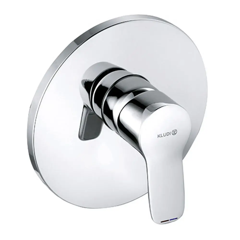 Wandmontierter Wasserhahn mit einem runden, glänzenden Plattendesign von Kludi. Der Hebel dient zur Regulierung von Wasserfluss und -temperatur.